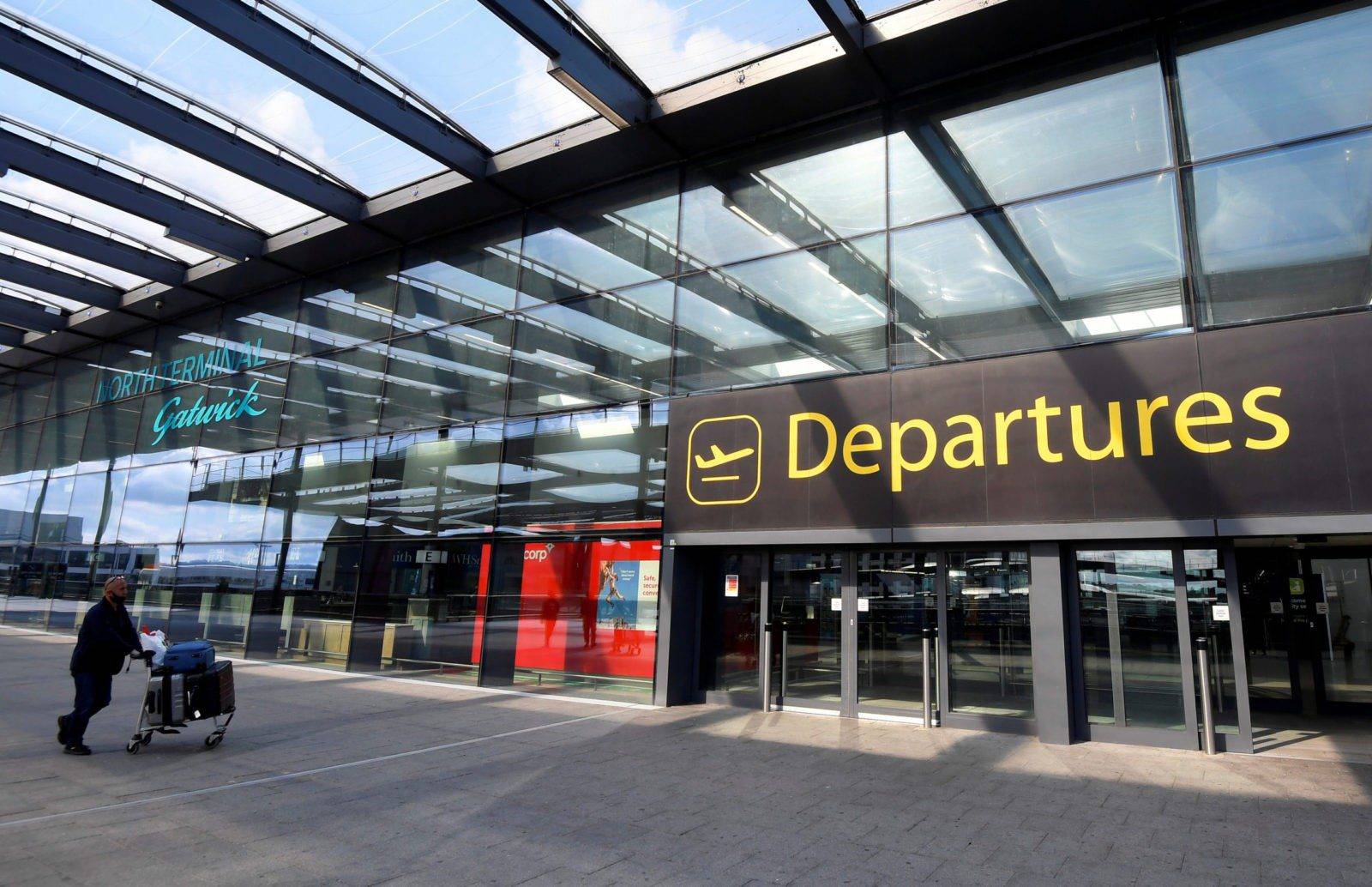 From Cambridge to Gatwick Airport taxi service
